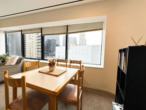 QV Central Oasis Contemporary City Getaway - Tourism Townsville 1