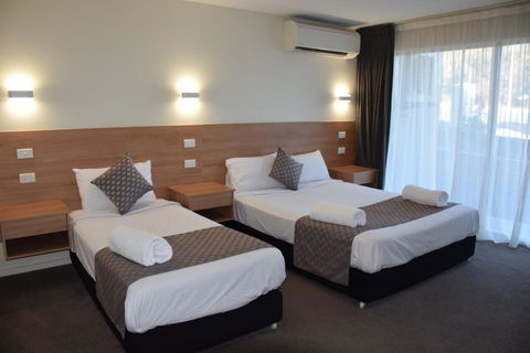 Rainbow Motel Queanbeyan - Tourism Townsville 0