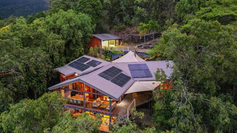 Rainforest Treehouse Sanctuary - With Ocean Views - Tourism Townsville 0