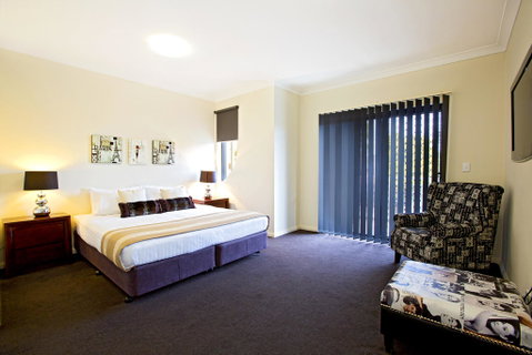 Astina Serviced Apartments - Central - Tourism Townsville 2