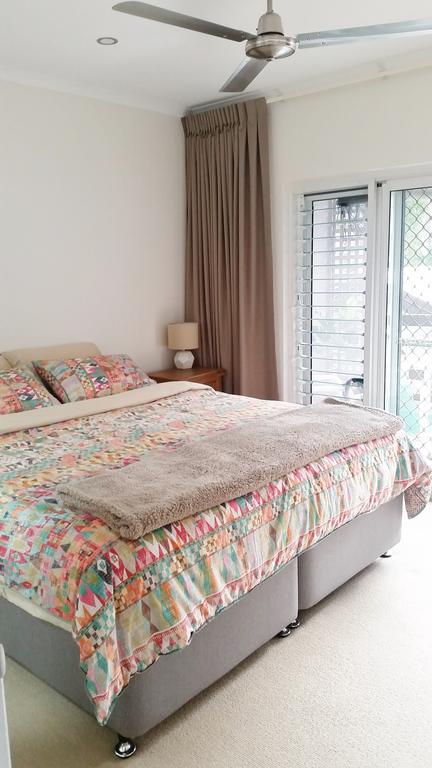 Attenborough Apartments - Tourism Townsville 3