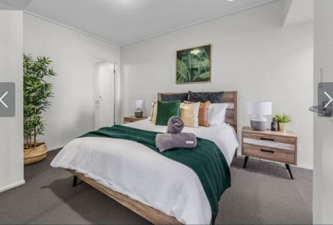 AU1 - Long Stay W Balcony RiverViews Fast WiFi - Tourism Townsville 2