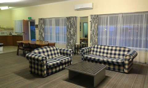 Avalon Motel - Tourism Townsville 2