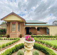 Avoca House - Circa 1900 Gorgeous Federation Home - Tourism Townsville