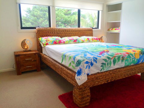 Award Winning Beach Front Retreat - Tourism Townsville 1