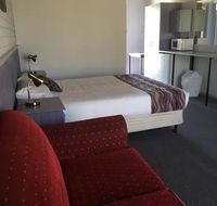 Bakery Park Motor Inn - Tourism Townsville