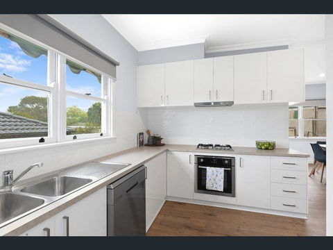 BALLARAT CLOSE 2 CBD + HOSPITAL+3BR HOME+NETFLIX + WiFi + Gift - Tourism Townsville 3
