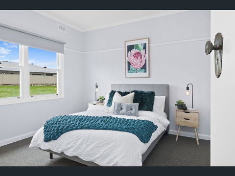 BALLARAT CLOSE 2 CBD + HOSPITAL+3BR HOME+NETFLIX + WiFi + Gift - Tourism Townsville 1