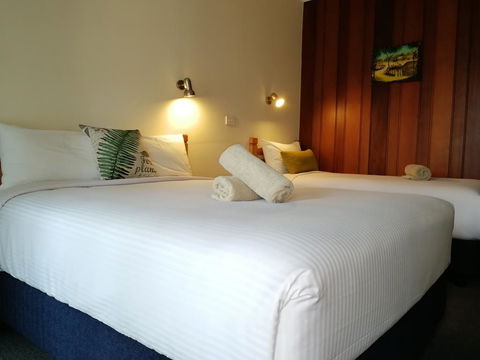 Banjo Paterson Motor Inn - Tourism Townsville 2