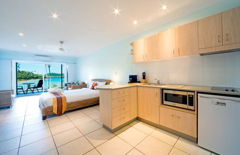 Baybliss Apartments Studio 2 - Tourism Townsville 3