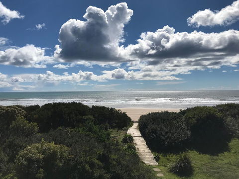 Beach Break - Tourism Townsville 1