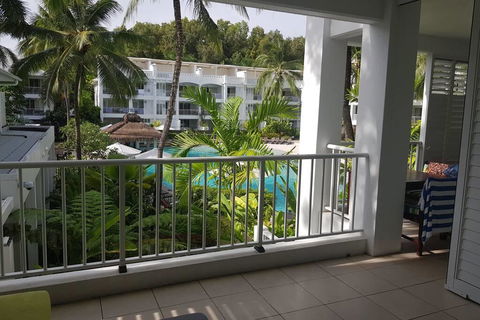 Beach Club Palm Cove - Tourism Townsville 1