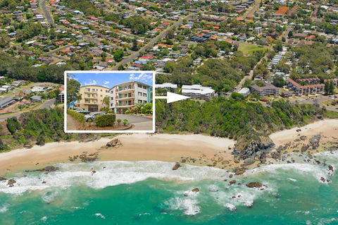 Beach Resort Apartment - Tourism Townsville 0