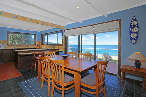 Beach Road 10 Mollymook - Tourism Townsville 2