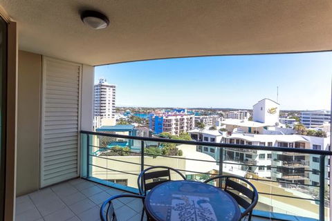 Beachfront Mooloolaba Apartment - Tourism Townsville 1