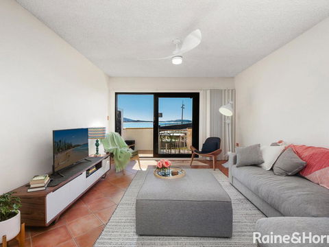 Beachfront Terrigal - 4/24 Terrigal Espl - Tourism Townsville 2