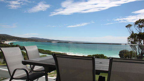 BEACHHOUSE BINALONG Luxury Waterfront Holiday House At Bay Of Fires - Tourism Townsville 0