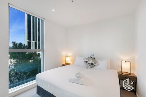 REST COLLECTION Apartments On Collins Docklands - Tourism Townsville 1