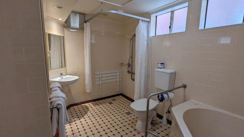 River Motel - Tourism Townsville 1