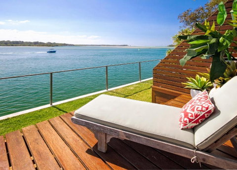 Riverfront Apartment, Perfect Location - Tourism Townsville 2