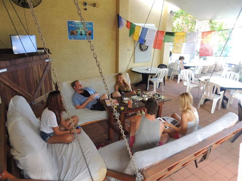 Reef Lodge Backpackers - Tourism Townsville 3