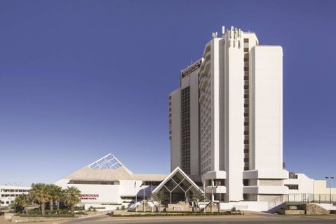Rendezvous Hotel Perth Scarborough - Tourism Townsville 1