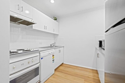 Renovated Family Apartment With Pool & WiFi - Tourism Townsville 3