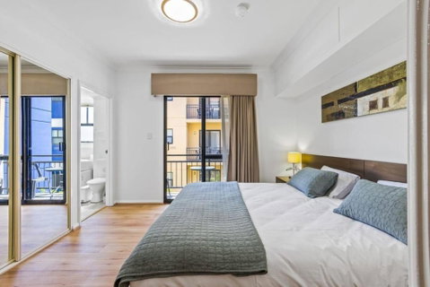 Renovated Family Apartment With Pool & WiFi - Tourism Townsville 0