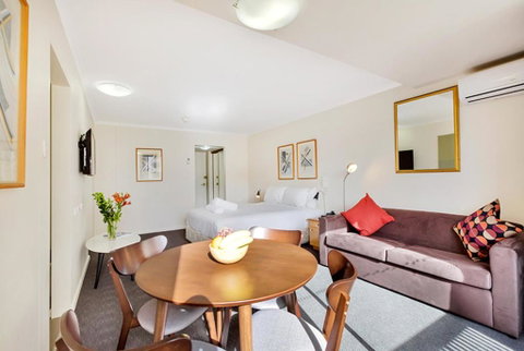 Renovated Stylish Studio - Tourism Townsville 1