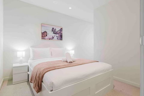 Resort Lifestyle Urban Apt - Pool, Gym, Sauna - Tourism Townsville 0