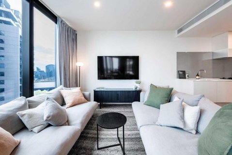 Resort Style Living 2 Bed Apt With Pool BBQ - Tourism Townsville 0
