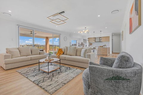 Riverside Meadows - Tourism Townsville 2