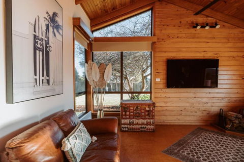 Riverview Retreat - Tourism Townsville 1