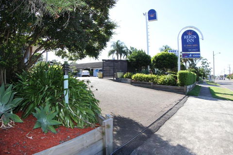 Reign Inn Newcastle - Tourism Townsville 1