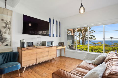 Romantic Ocean View Studio At Stanwell Tops - Tourism Townsville 1