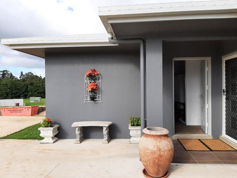 Room In Guest Room - Cozy Room With Separate Entrance And Ensuit Bathroom - Tourism Townsville 1