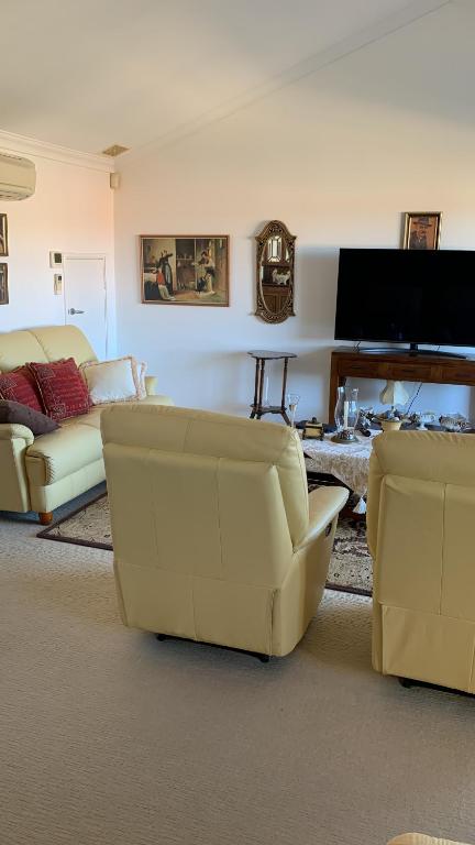 Room With A View - Tourism Townsville 2