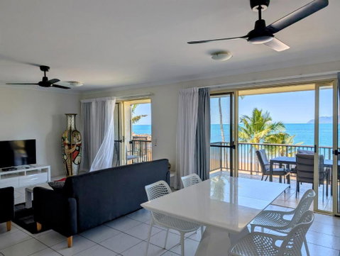 Rose Bay Resort - Tourism Townsville 2