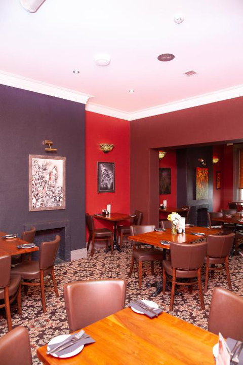 Royal Hotel Singleton - Tourism Townsville 3