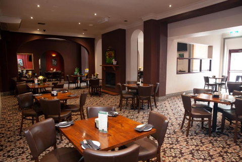 Royal Hotel Singleton - Tourism Townsville 2