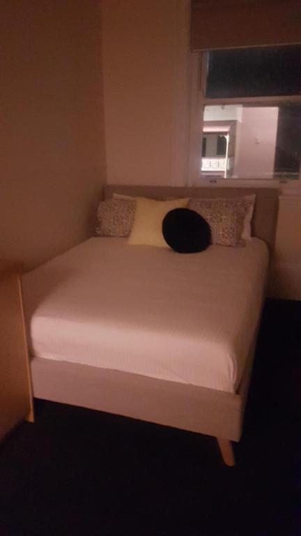 Royal Hotel Yass - Tourism Townsville 0