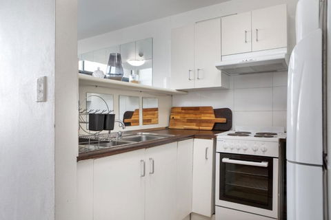 S203S - The Loft By Darling Harbour - Tourism Townsville 3