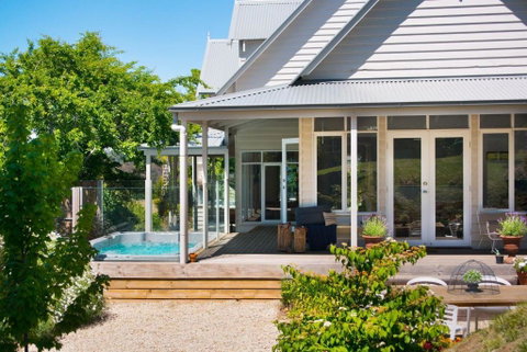 Sades - Tourism Townsville 0