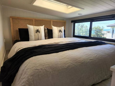 SALTY SOUL KIAMA - Tiny House By The Ocean - Tourism Townsville 1