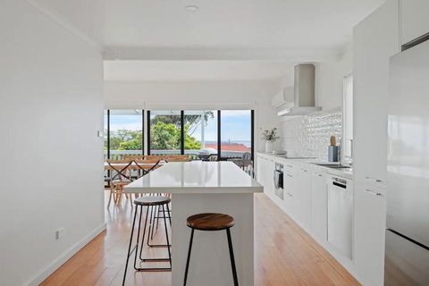 San Remo Panorama By Ready Set Stay - BYO LINEN & TOWELS - Tourism Townsville 3
