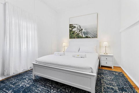 Sandown Beachside Cottage - Tourism Townsville 3