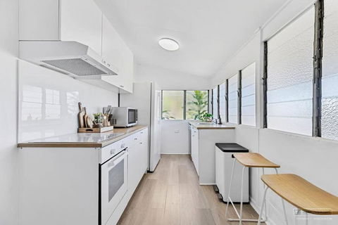Sandown Beachside Cottage - Tourism Townsville 2