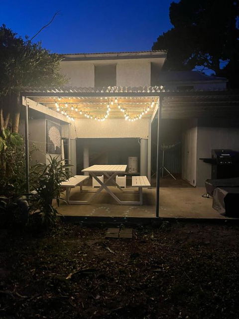 Sandown Beachside Cottage - Tourism Townsville 0