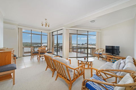 Sandpiper 9 25 Waugh Street - Tourism Townsville 0