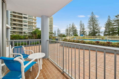 Sandpiper Broadbeach - Tourism Townsville 1